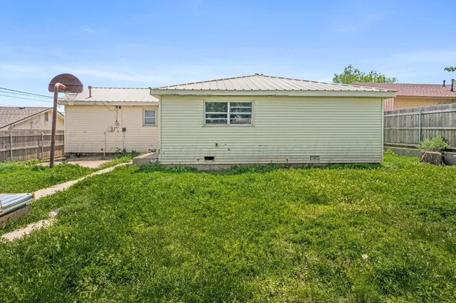 $125,000 | 709 East 14th Avenue, Pampa, TX 79065