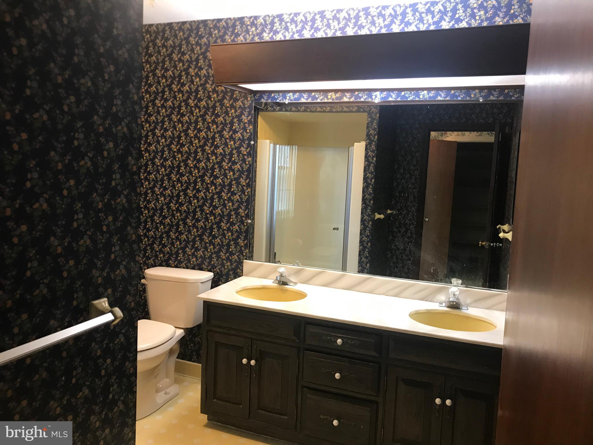 1280 Southgate Road West Chester, PA 19382 - Photo 20 of 45 Master Bath