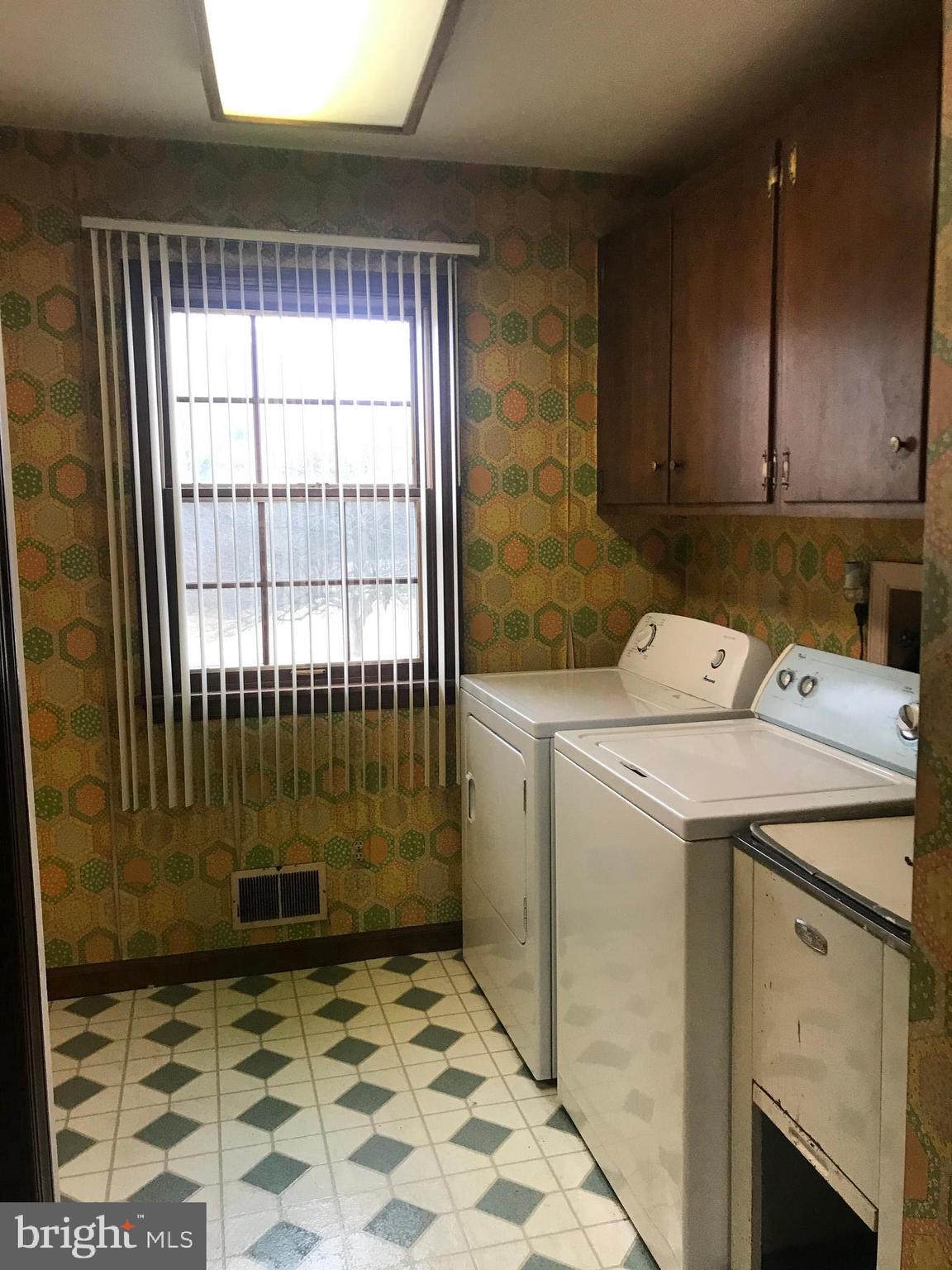 1280 Southgate Road West Chester, PA 19382 - Photo 36 of 45 Laundry Main Level