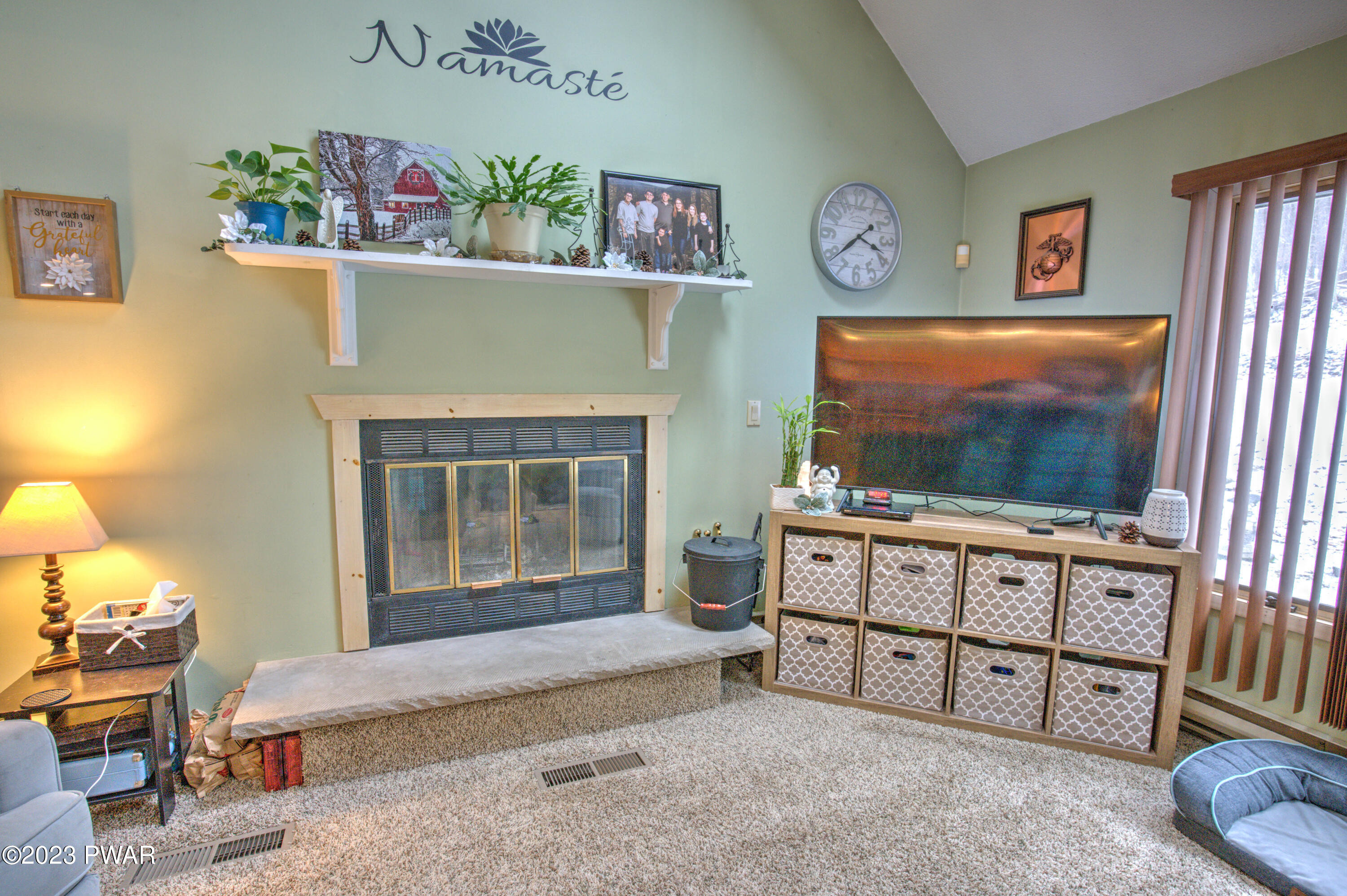 104 Sheridan Road Hawley, PA 18428 - Photo 7 of 43 Living Room