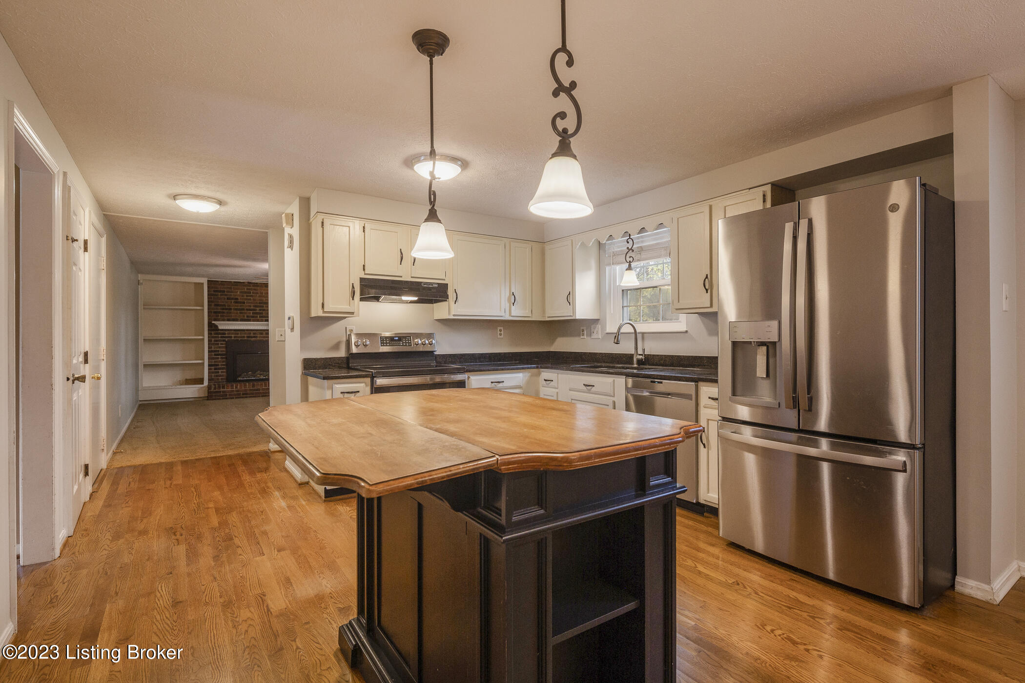 320 Fairmeade Road Louisville, KY 40207 - Photo 12 of 48 Kitchen