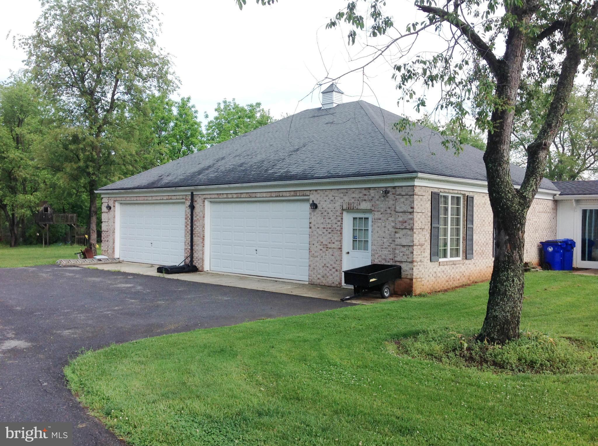 10530 Dublin Road Walkersville, MD 21793 - Photo 29 of 30 4 Car Garage - 2500sq ft