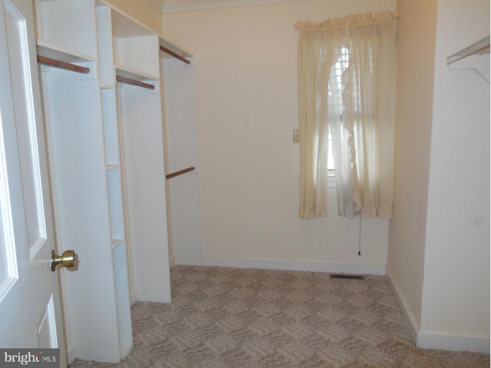 10530 Dublin Road Walkersville, MD 21793 - Photo 9 of 30 Walk in closet