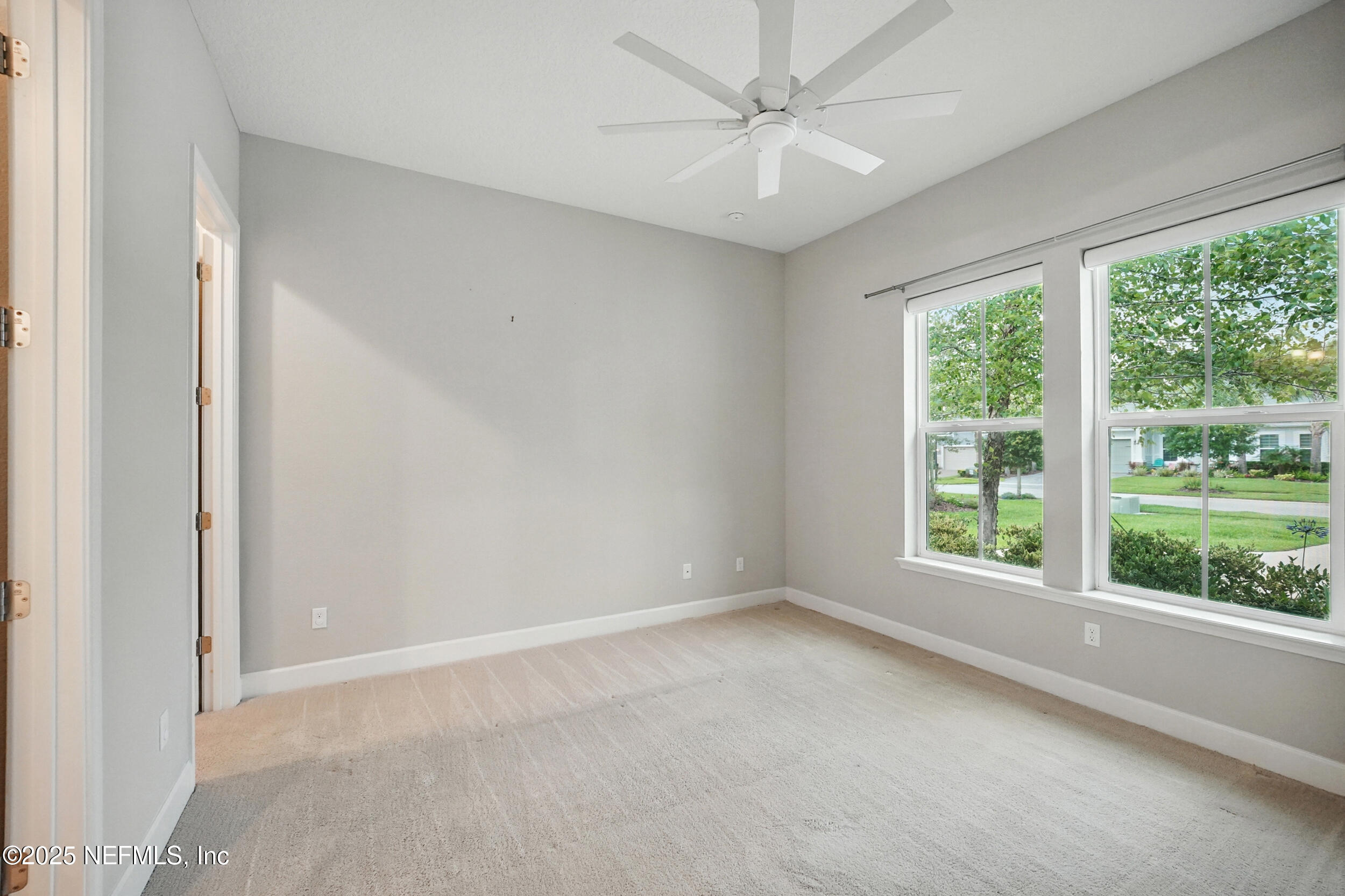 121 Pine Manor Drive Jacksonville, FL 32081 - Photo 17 of 41 Bedroom 4 - En Suite