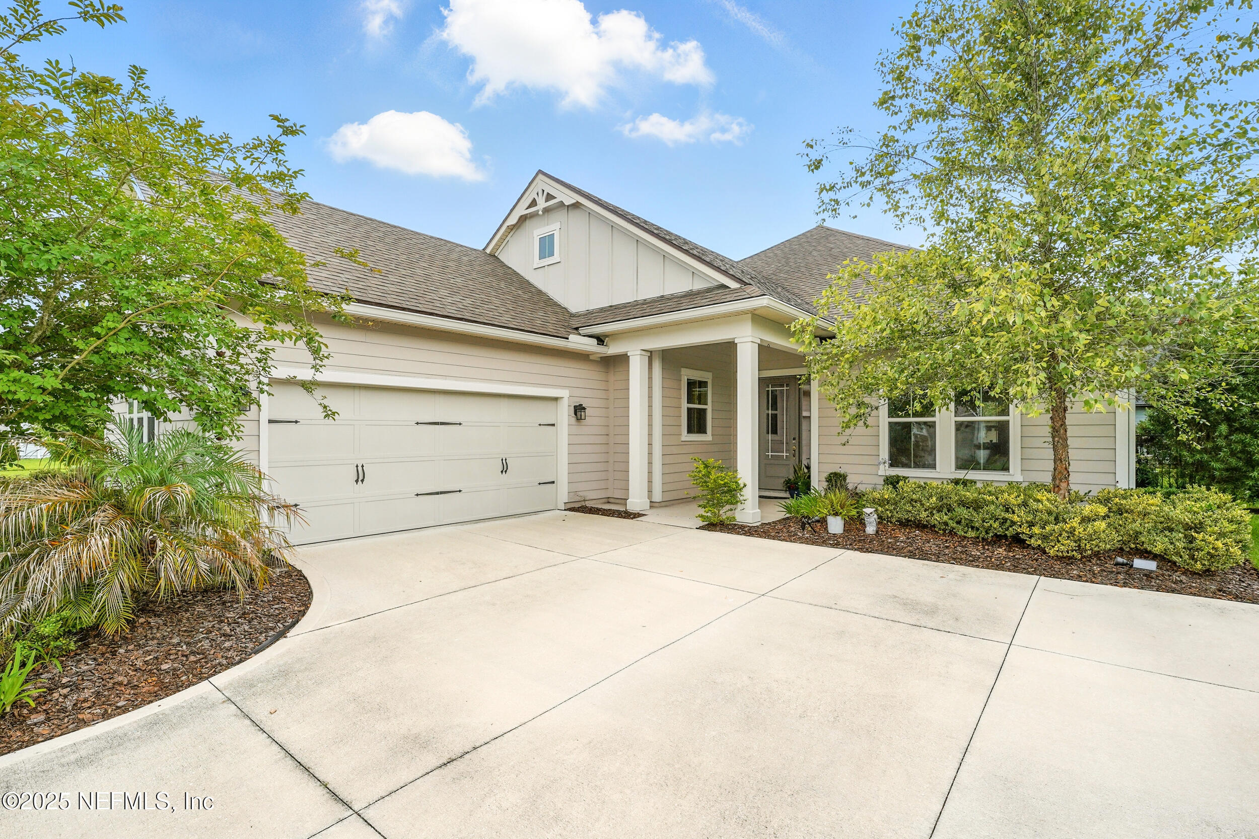 121 Pine Manor Drive Jacksonville, FL 32081 - Photo 2 of 41 Welcome Home