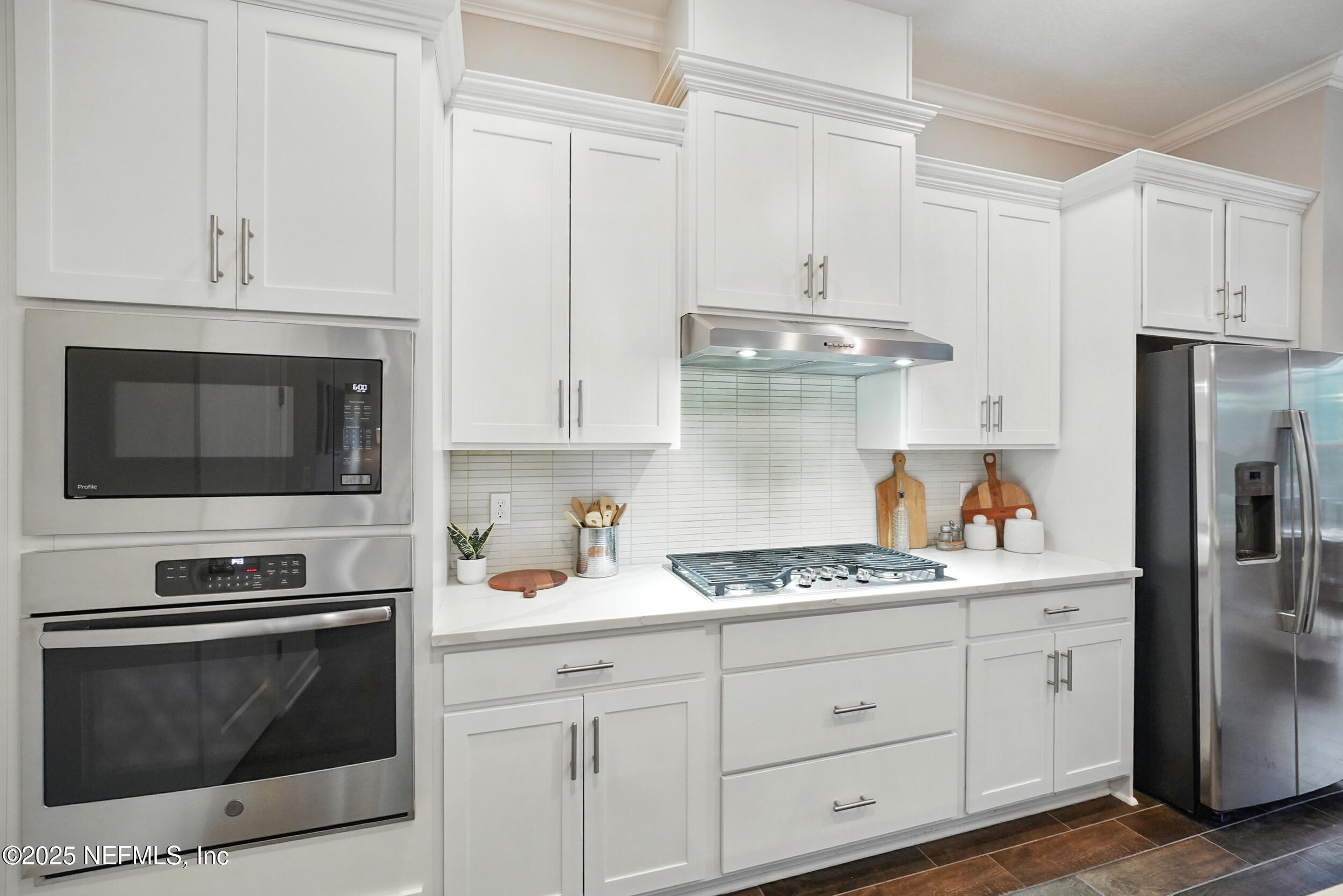 121 Pine Manor Drive Jacksonville, FL 32081 - Photo 5 of 41 Gas Cooktop