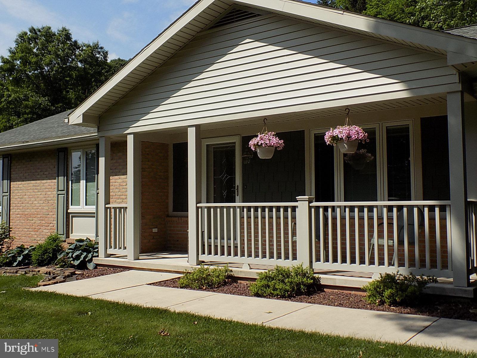 1970 Alcott Road York, PA 17406 - Photo 6 of 64 Gallery Image 6
