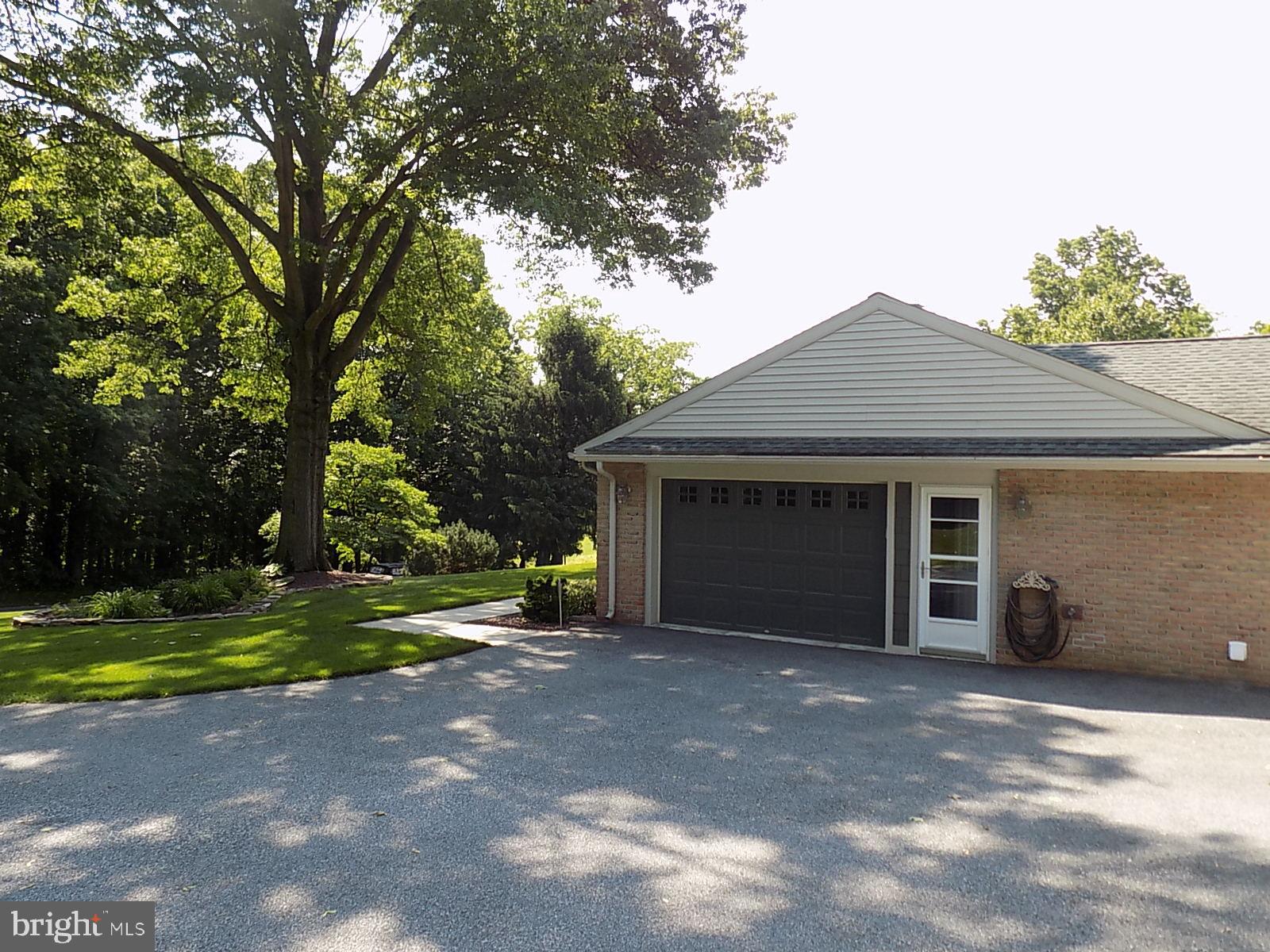 1970 Alcott Road York, PA 17406 - Photo 9 of 64 Gallery Image 9