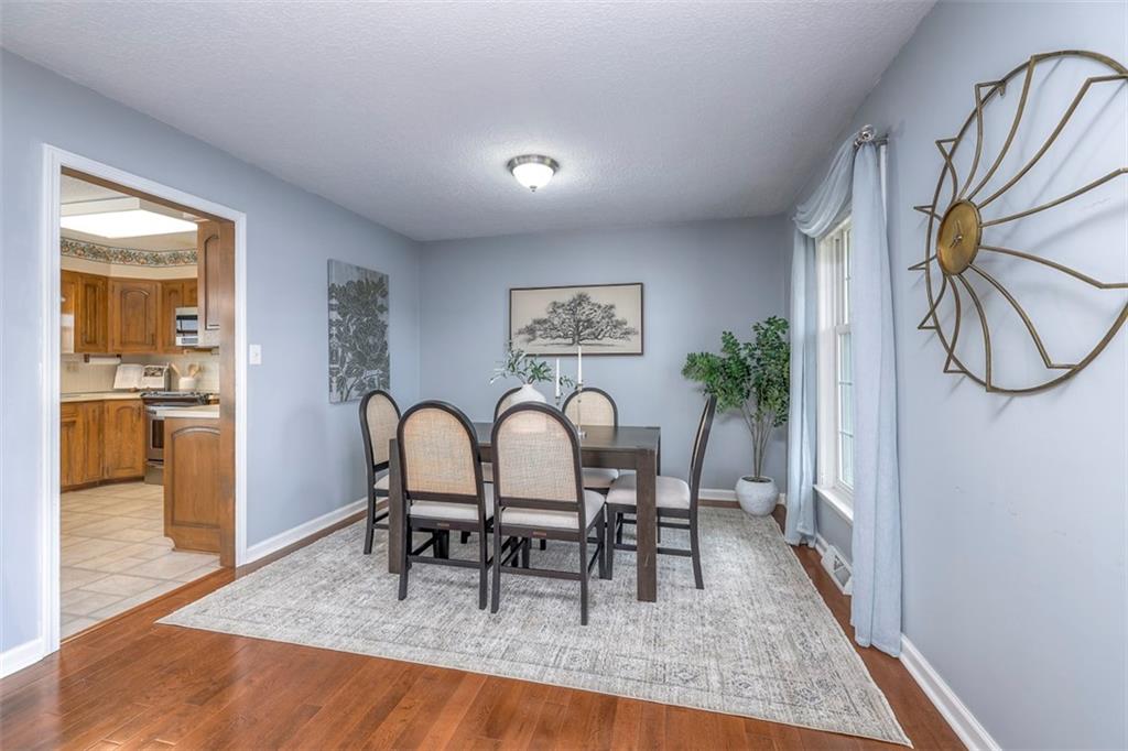 13023 Pratt Road Lee's Summit, MO 64082 - Photo 7 of 43