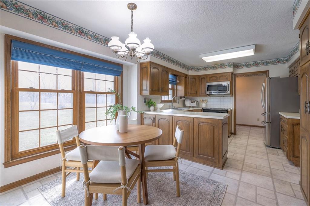 13023 Pratt Road Lee's Summit, MO 64082 - Photo 10 of 43