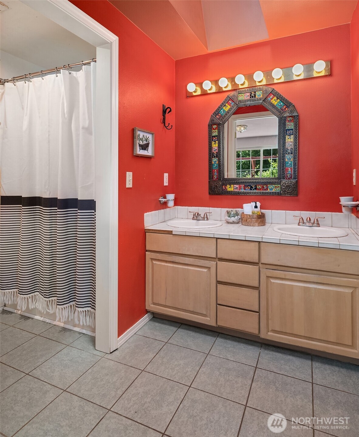 2426 Rosecrans Street Port Townsend, WA 98368 - Photo 17 of 28