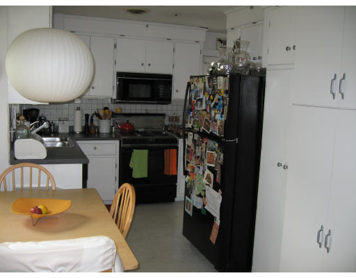 33 Thelma Road Framingham, MA 01702 - Photo 2 of 7 Gallery Image 2