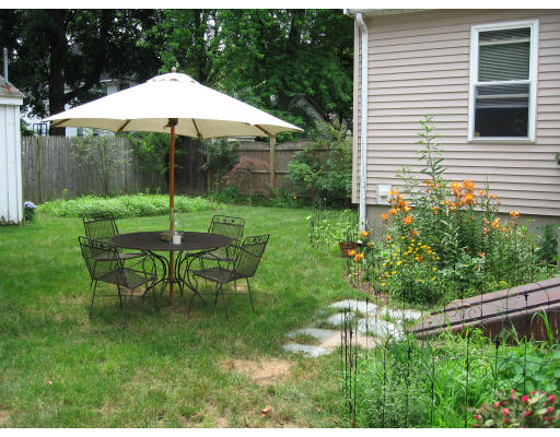 33 Thelma Road Framingham, MA 01702 - Photo 7 of 7 Gallery Image 7