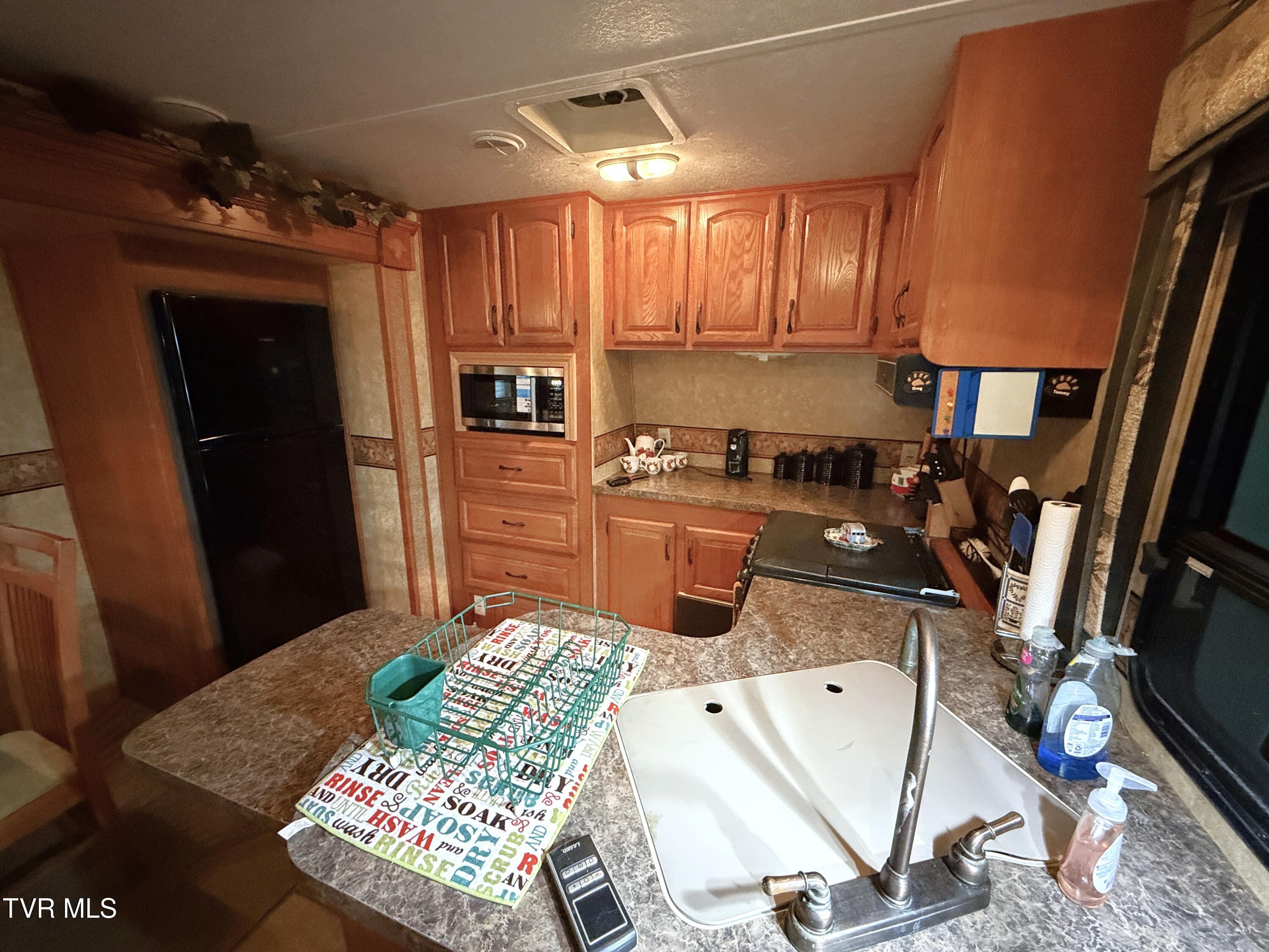 605 Lily Way, Unit 3 Cosby, TN 37722 - Photo 11 of 21 10