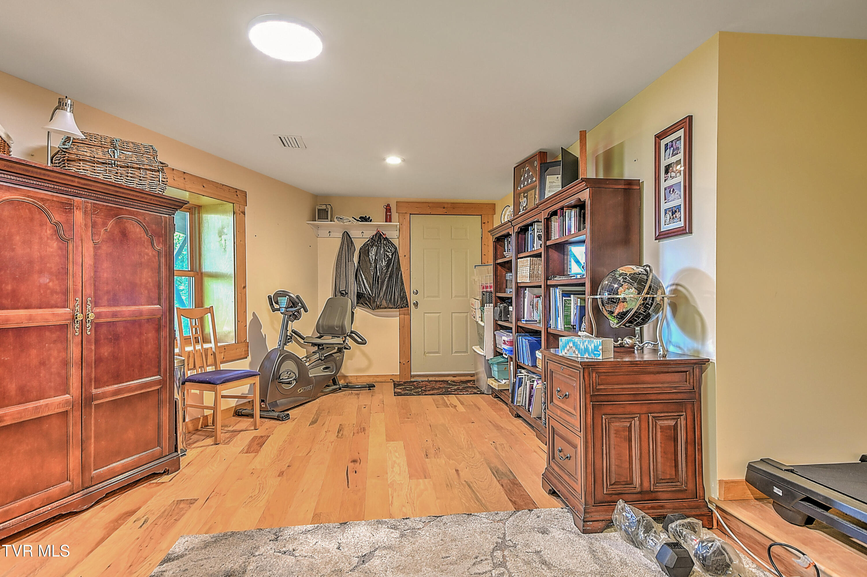 807 Vista Road Butler, TN 37640 - Photo 25 of 61 Lower Level