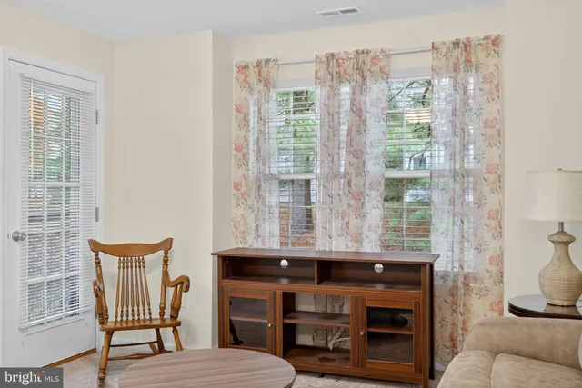 $1,800 | 511 Diamond Drive, Newtown, PA 18940