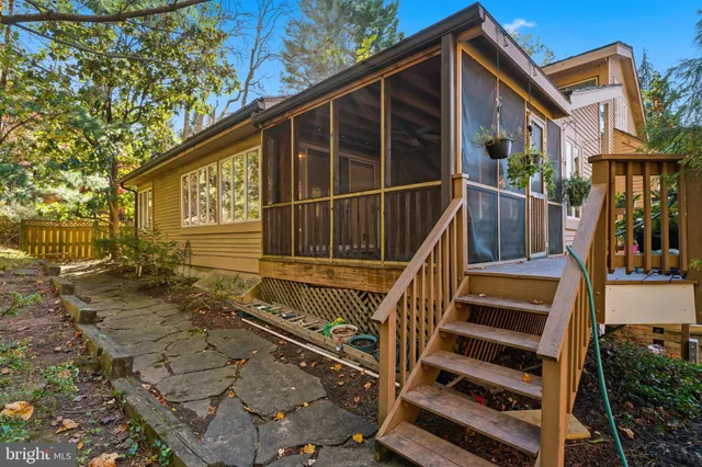 $965,000 | 2 Riderwood Station, Towson, MD 21204