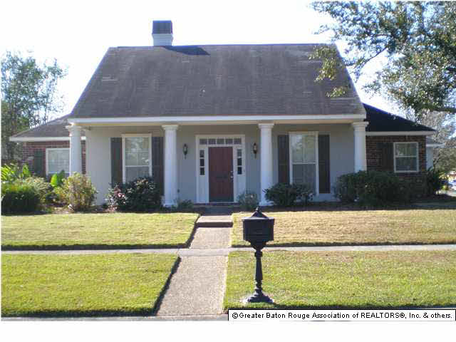 11414 Oak Point Avenue Baton Rouge, LA 70810 - Photo 1 of 21 Gallery Image 1