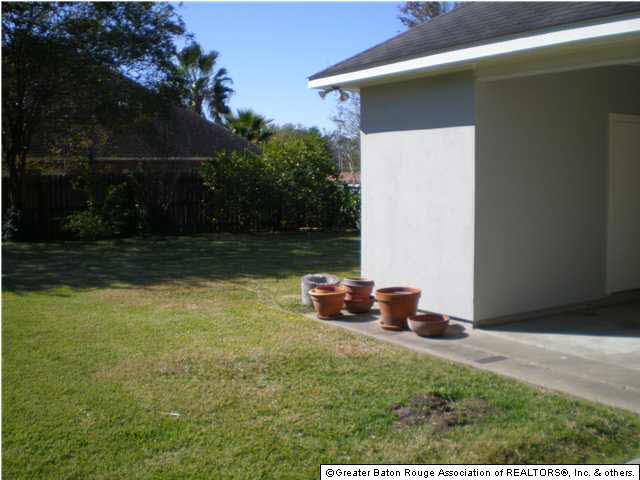 11414 Oak Point Avenue Baton Rouge, LA 70810 - Photo 14 of 21 Gallery Image 14