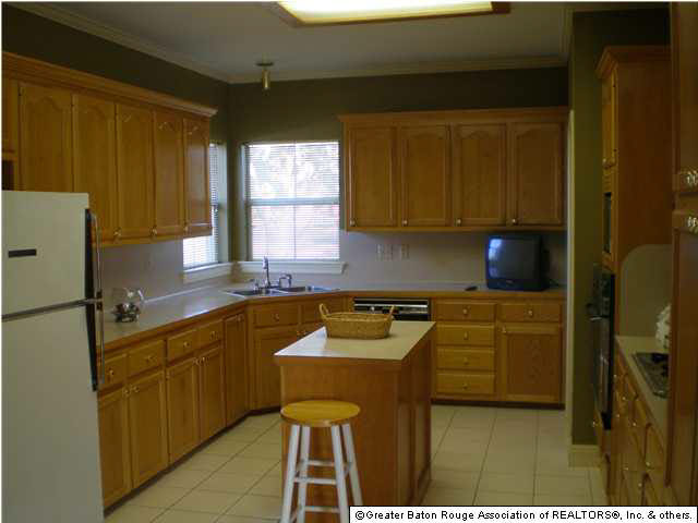 11414 Oak Point Avenue Baton Rouge, LA 70810 - Photo 17 of 21 Gallery Image 17