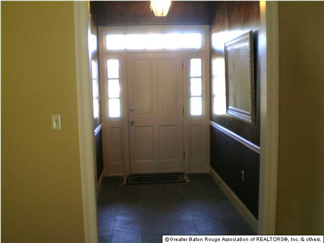 11414 Oak Point Avenue Baton Rouge, LA 70810 - Photo 6 of 21 Gallery Image 6