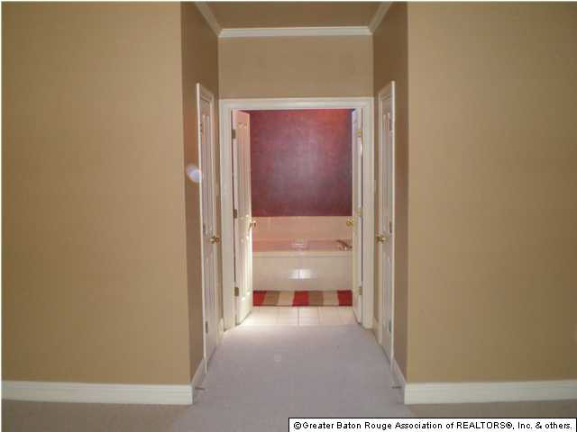 11414 Oak Point Avenue Baton Rouge, LA 70810 - Photo 9 of 21 Gallery Image 9