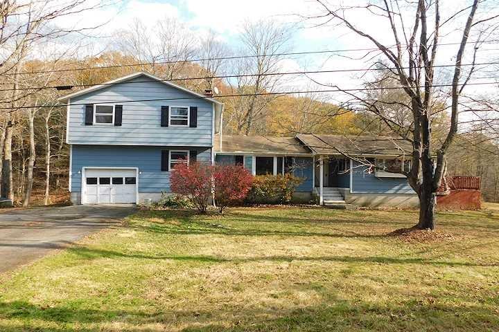 128 Near Road Red Hook, NY 12571 - Photo 1 of 1 Gallery Image 1