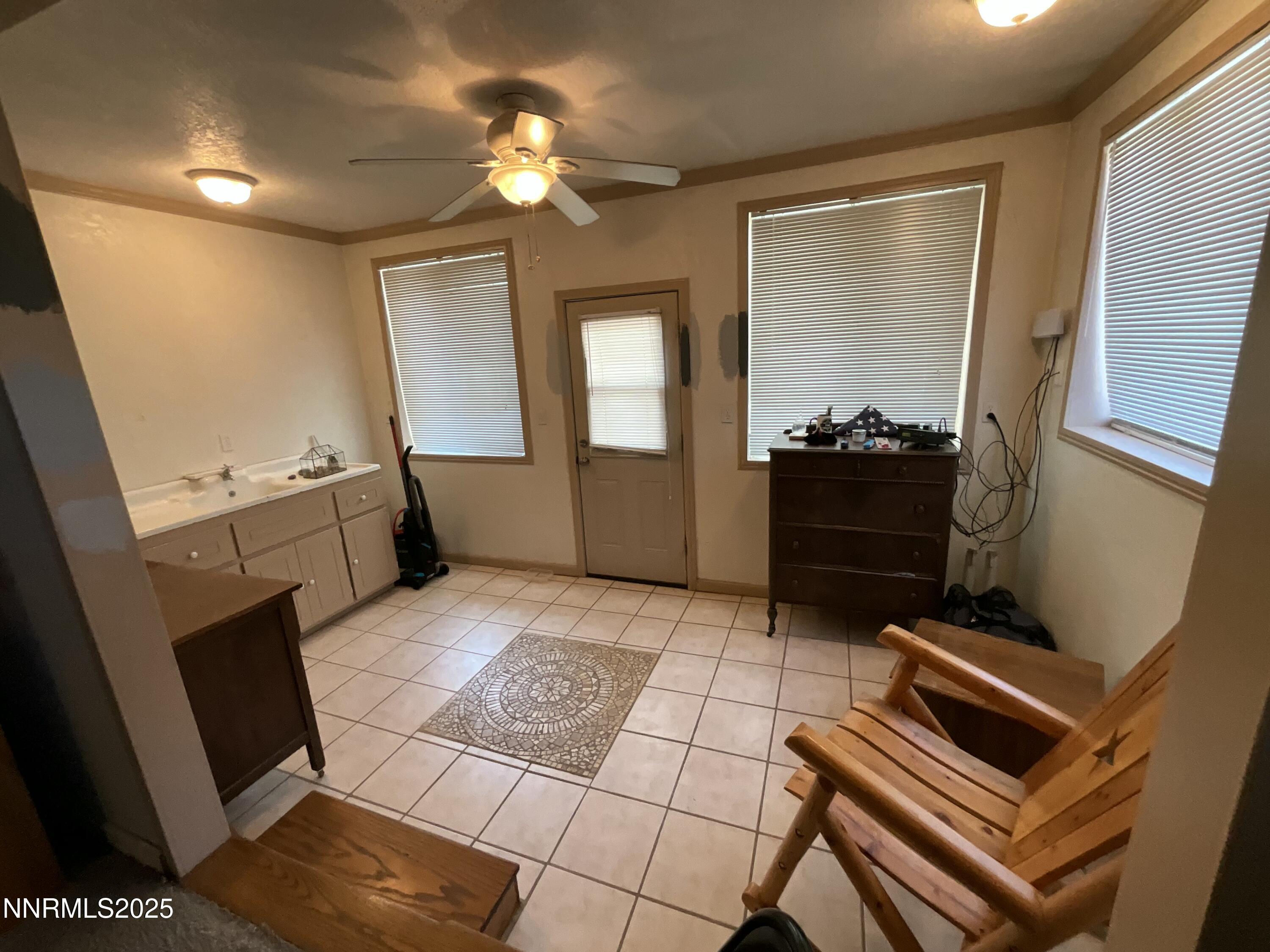151 Bateman Street Austin, NV 89310 - Photo 16 of 33 a living room with furniture
