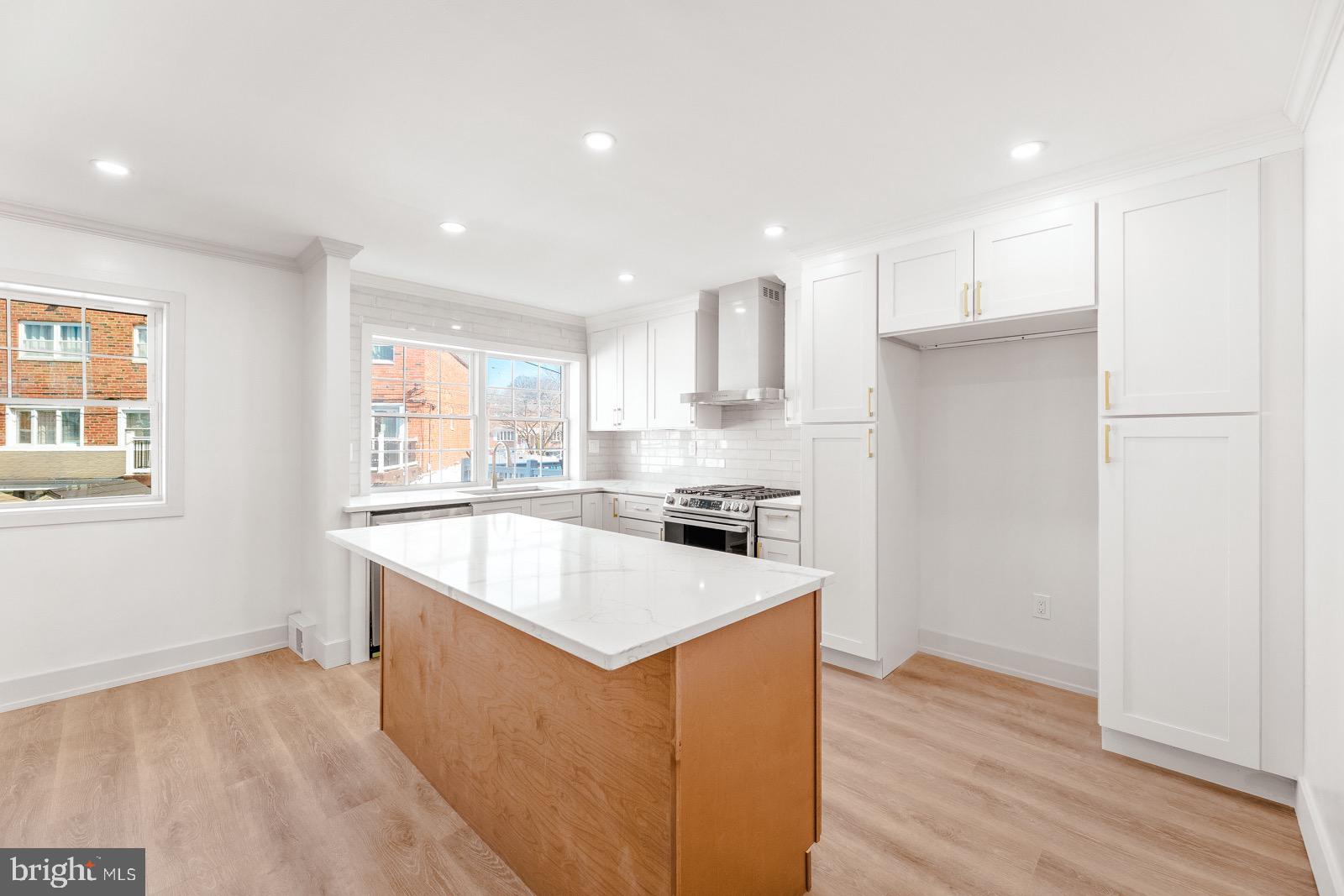 12457 Barbary Road Philadelphia, PA 19154 - Photo 14 of 33 Gallery Image 14