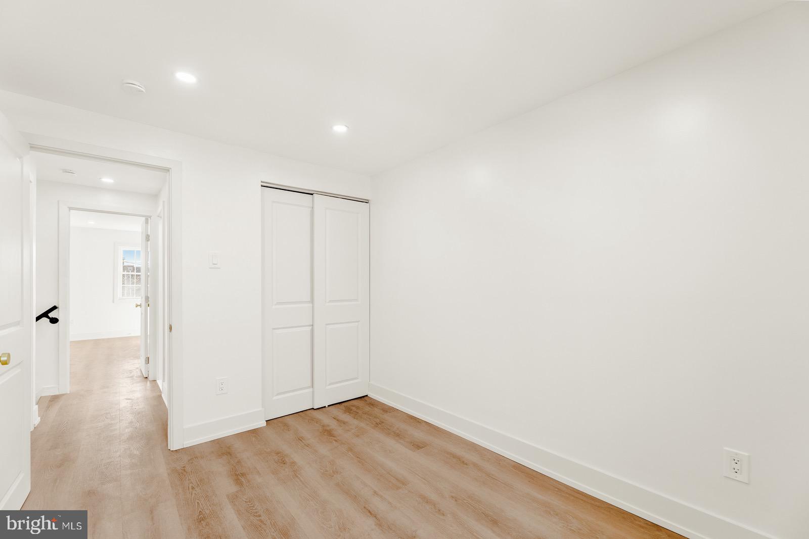 12457 Barbary Road Philadelphia, PA 19154 - Photo 27 of 33 3rd bedroom