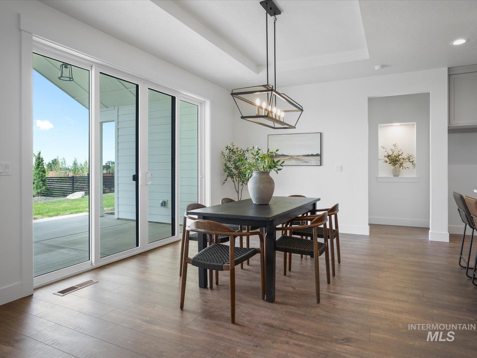 295 South Gearbox Way Boise, ID 83716 - Photo 9 of 13