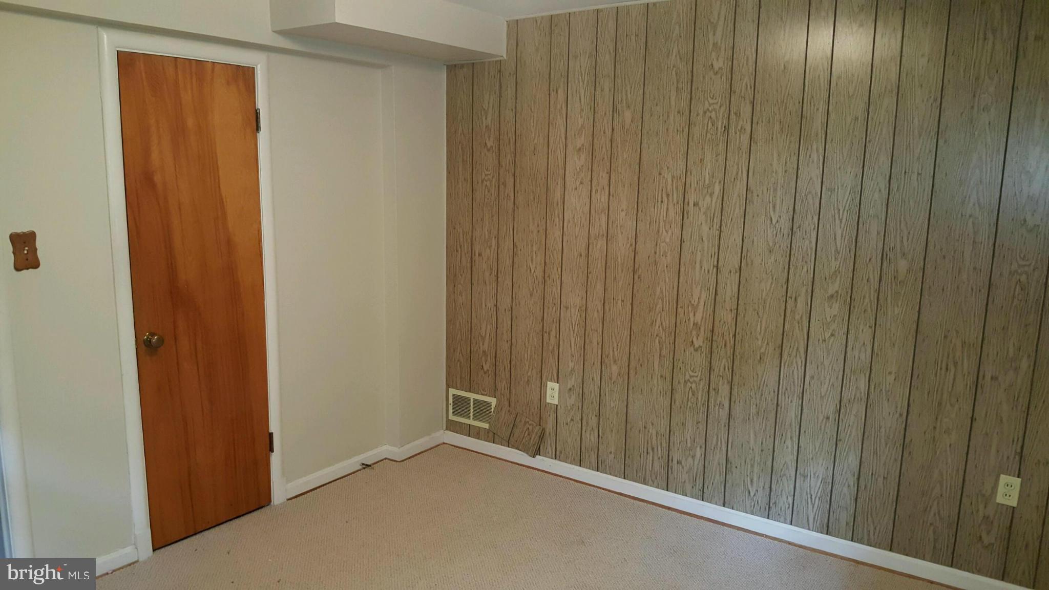 704 Winhall Way Silver Spring, MD 20904 - Photo 17 of 29 Bedroom