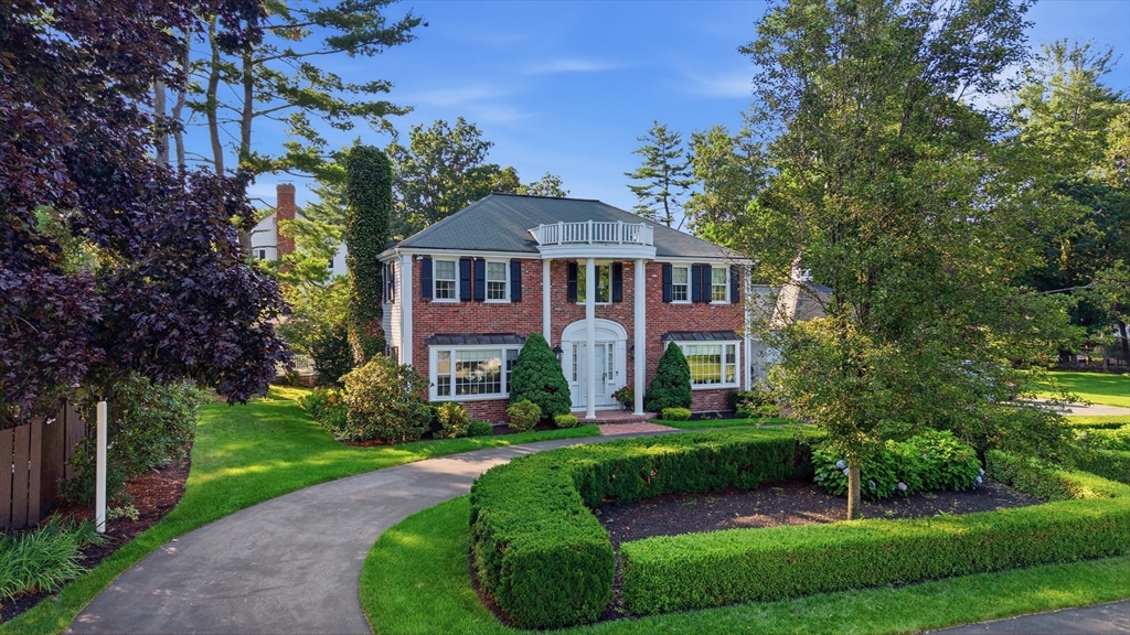 2 Russell Road Lynnfield, MA 01940 - Photo 2 of 42