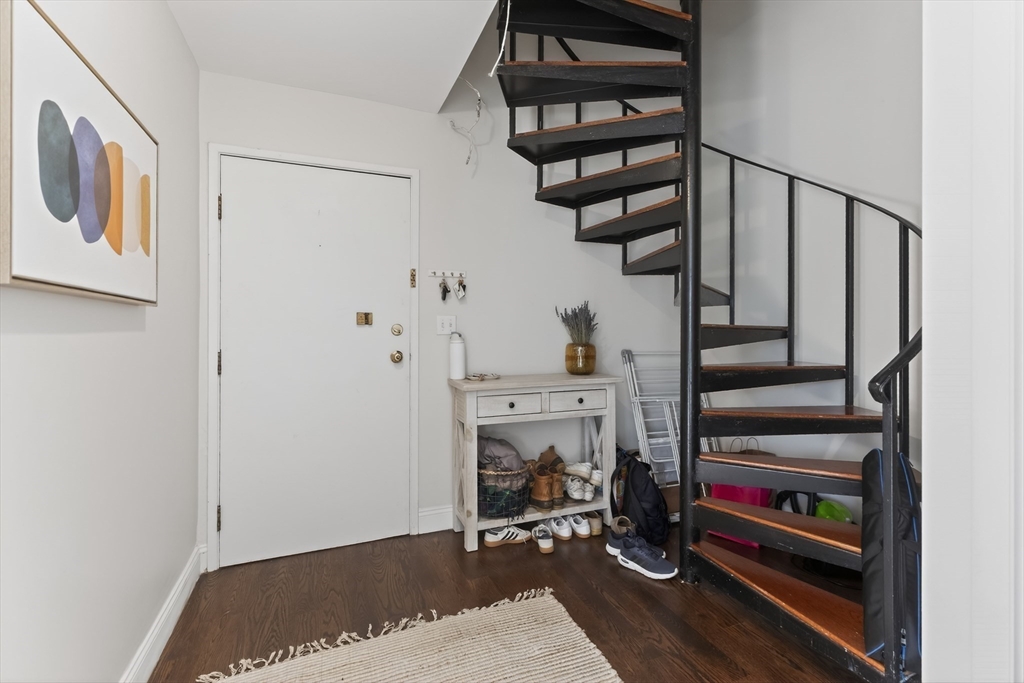 9 Appleton Street, Unit 310 Boston, MA 02116 - Photo 14 of 15