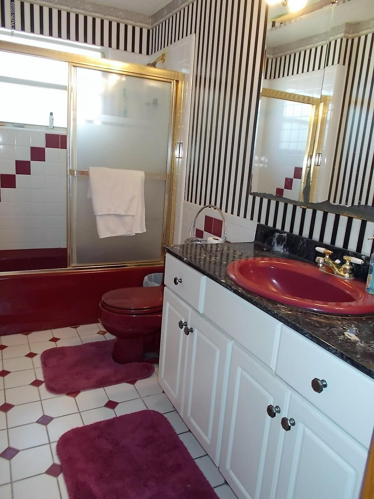 43637 Keen Cemetery Road Callahan, FL 32011 - Photo 20 of 28 Guest bathroom