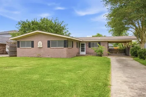$139,000 | 620 Louie Street, Lake Charles, LA 70601
