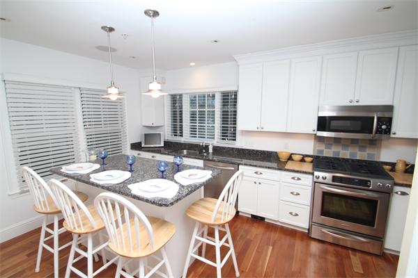 53 Intrepid Circle, Unit 53 Marblehead, MA 01945 - Photo 4 of 10 Gallery Image 4