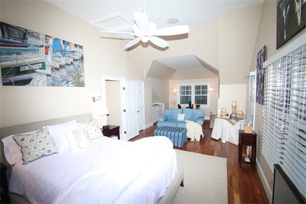 53 Intrepid Circle, Unit 53 Marblehead, MA 01945 - Photo 8 of 10 Gallery Image 8