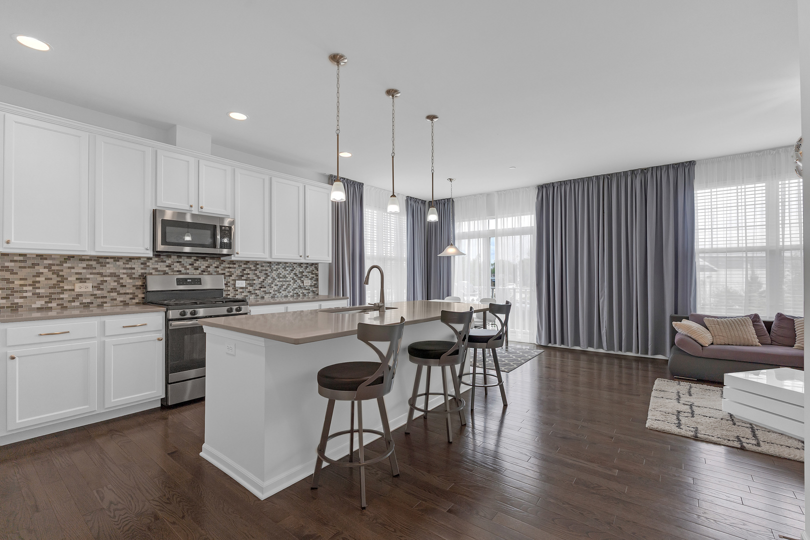 1134 East Bauer Road Naperville, IL 60563 - Photo 3 of 25