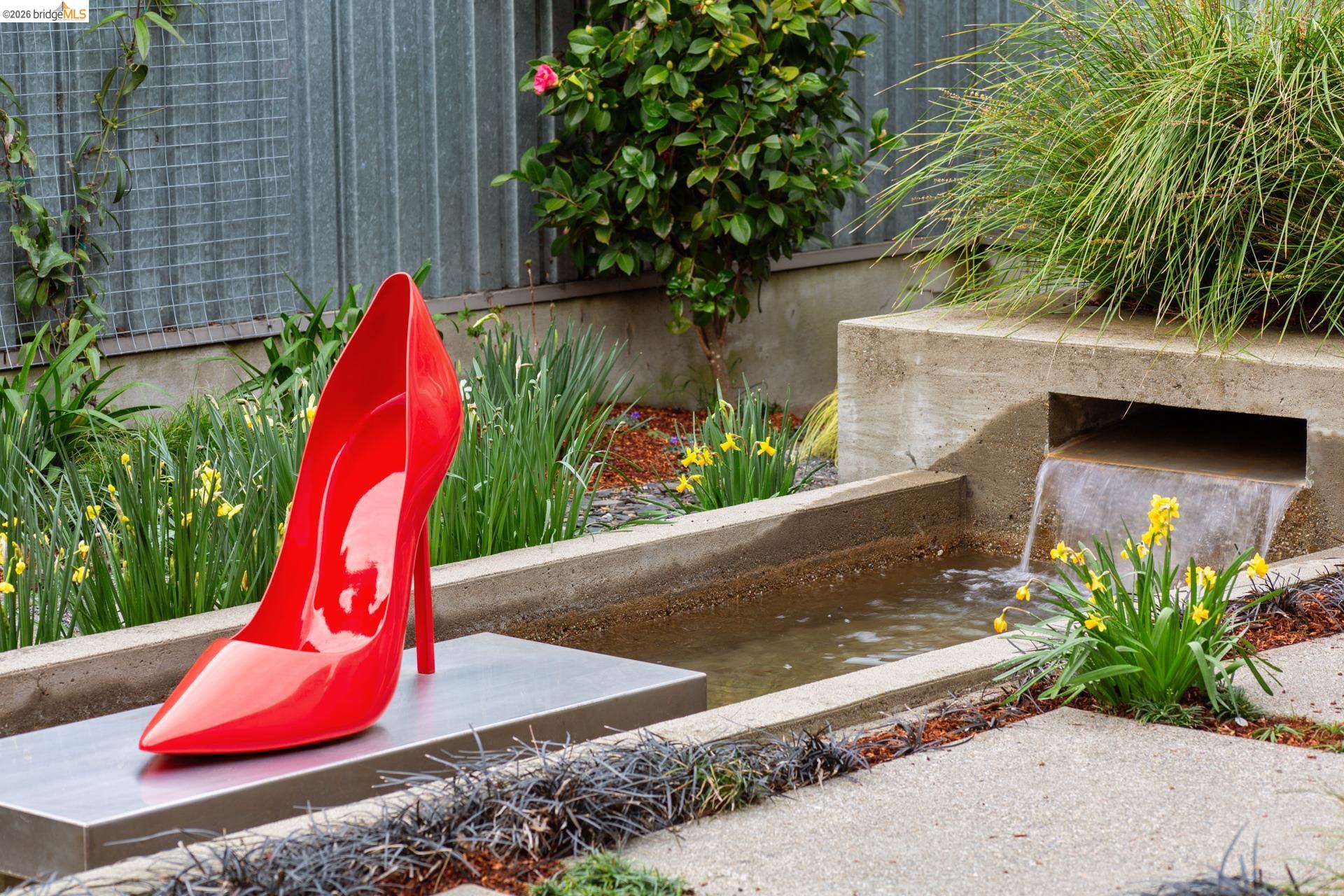 2 Gravatt Drive Berkeley, CA 94705 - Photo 5 of 59