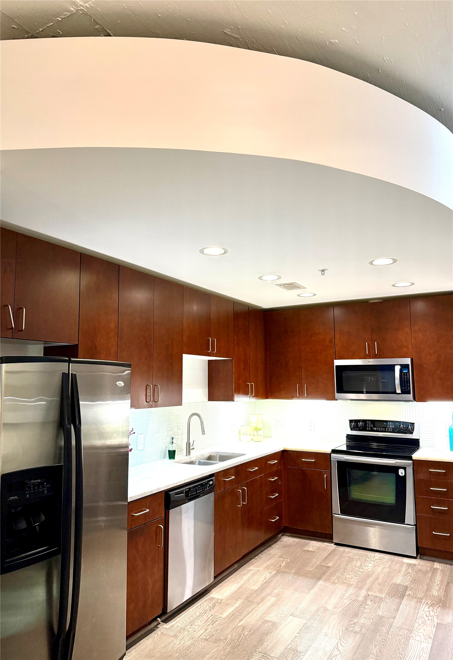 5925 Almeda Road, Unit 11509 Houston, TX 77004 - Photo 14 of 36 Drop ceiling adds contour and style to this condo