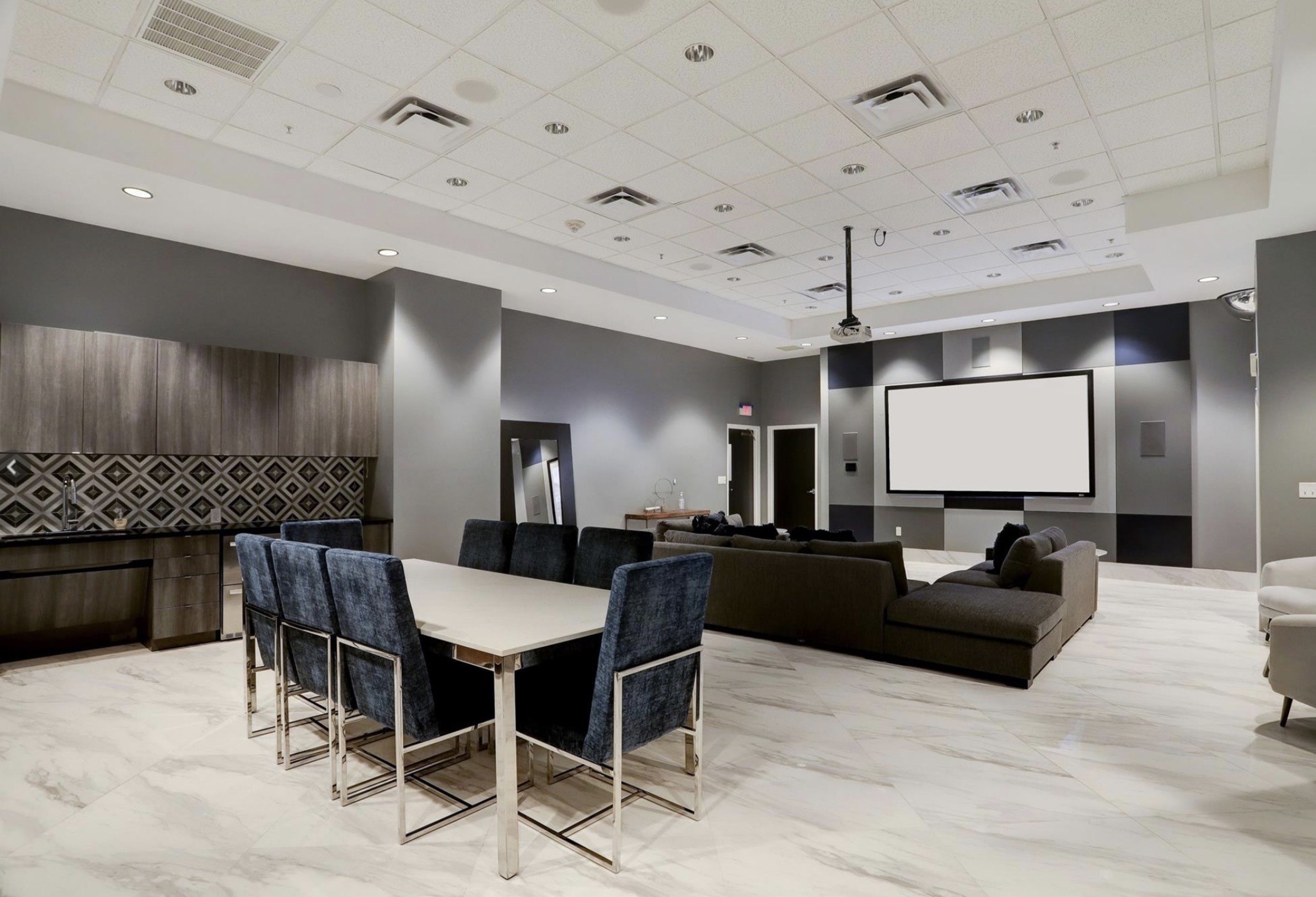 5925 Almeda Road, Unit 11509 Houston, TX 77004 - Photo 22 of 36 1st floor movie and meeting room