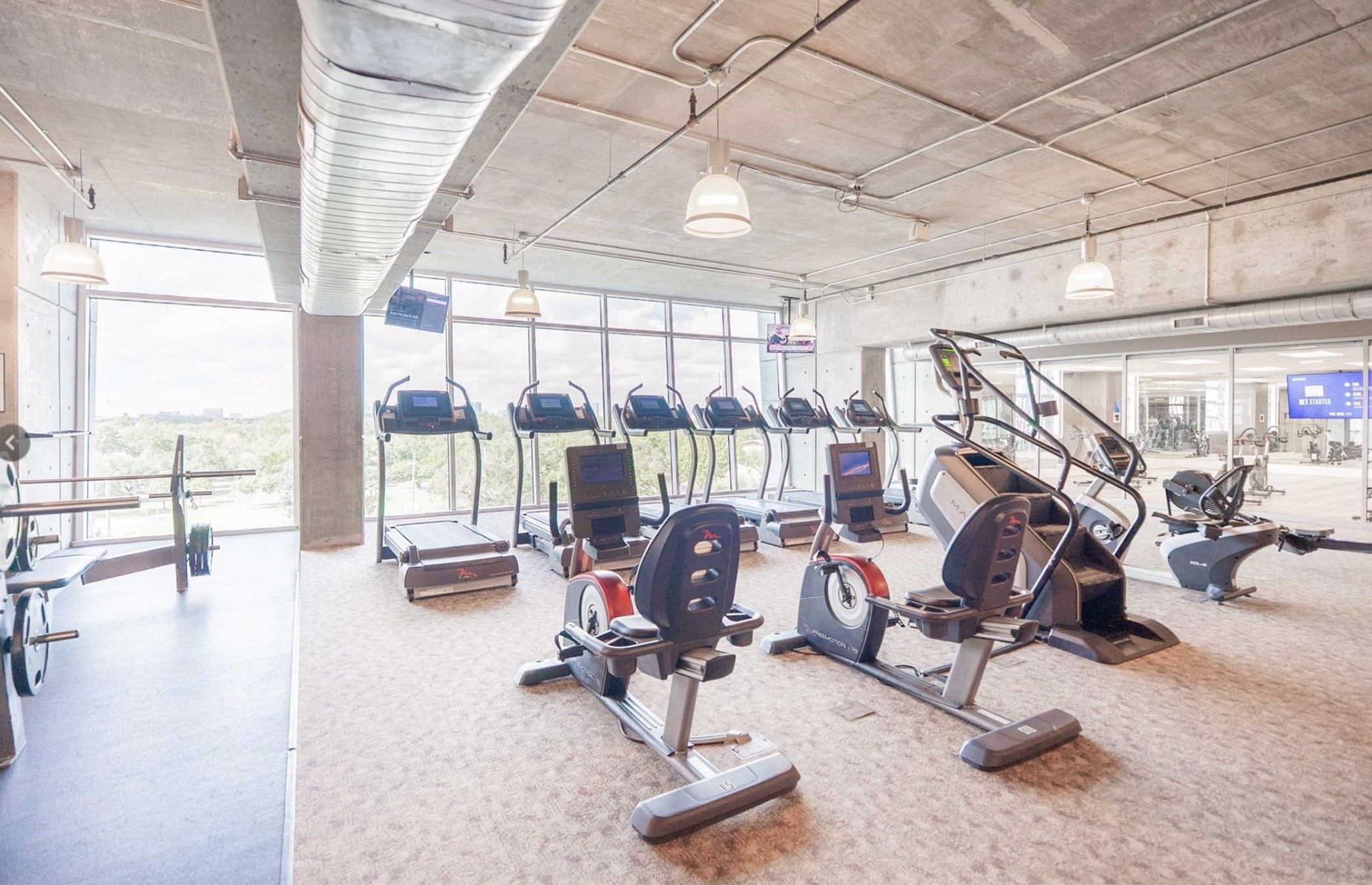 5925 Almeda Road, Unit 11509 Houston, TX 77004 - Photo 25 of 36 6th floor gym with free weights, machines, cardio