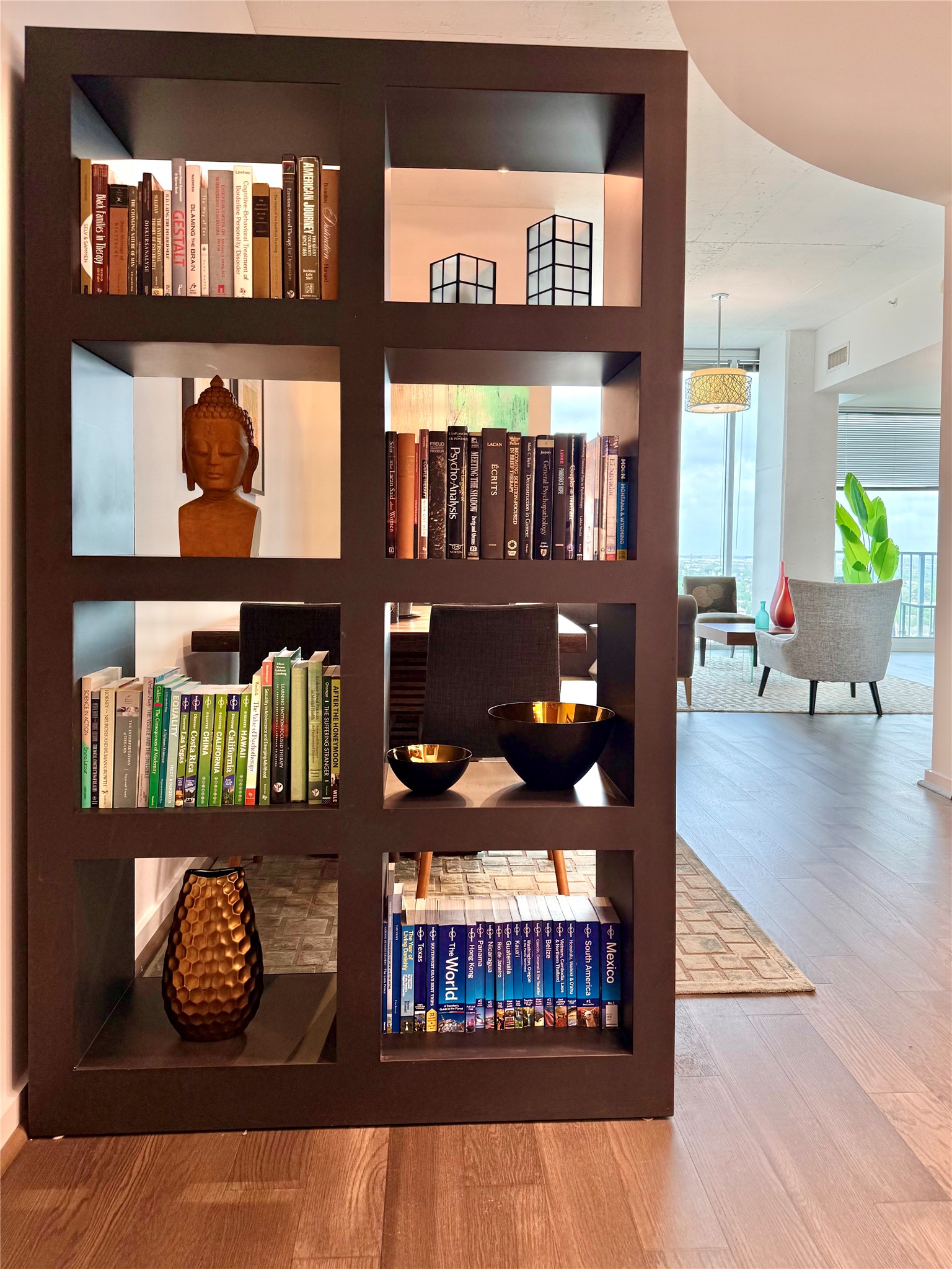 5925 Almeda Road, Unit 11509 Houston, TX 77004 - Photo 5 of 36 Accessorize and make it your own style