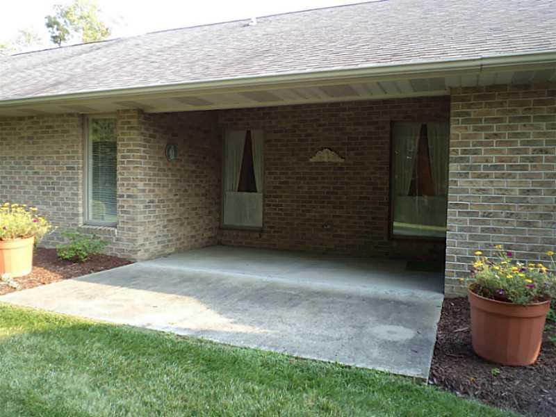 167 Nesbitt Road, Unit T12 New Castle, PA 16105 - Photo 16 of 18 Patio/Deck.