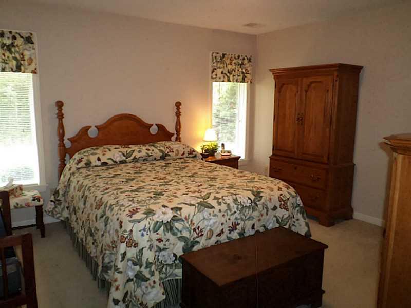 167 Nesbitt Road, Unit T12 New Castle, PA 16105 - Photo 8 of 18 Master Bedroom.
