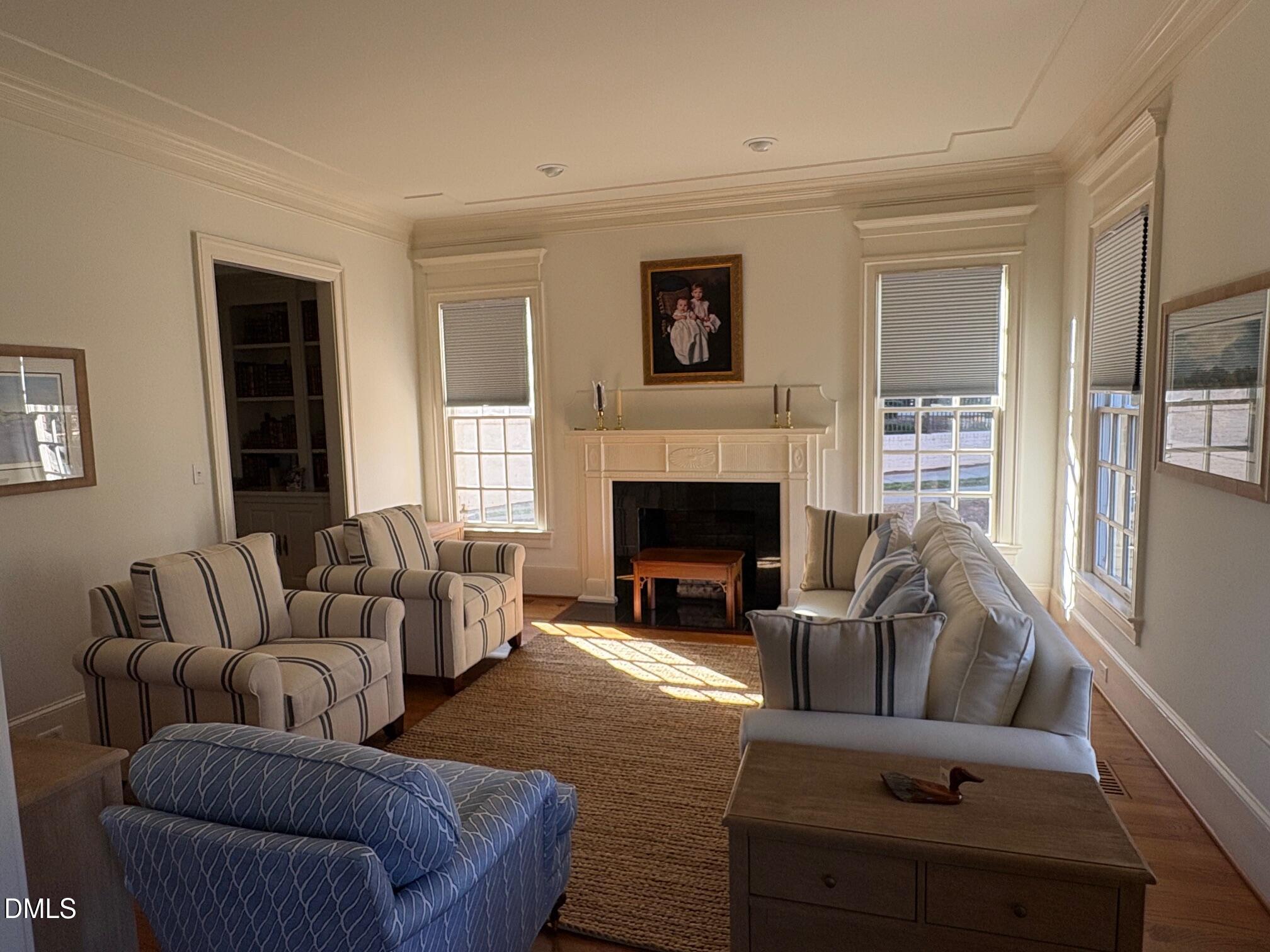 1510 Canterbury Road Raleigh, NC 27608 - Photo 2 of 16 IMG_9540