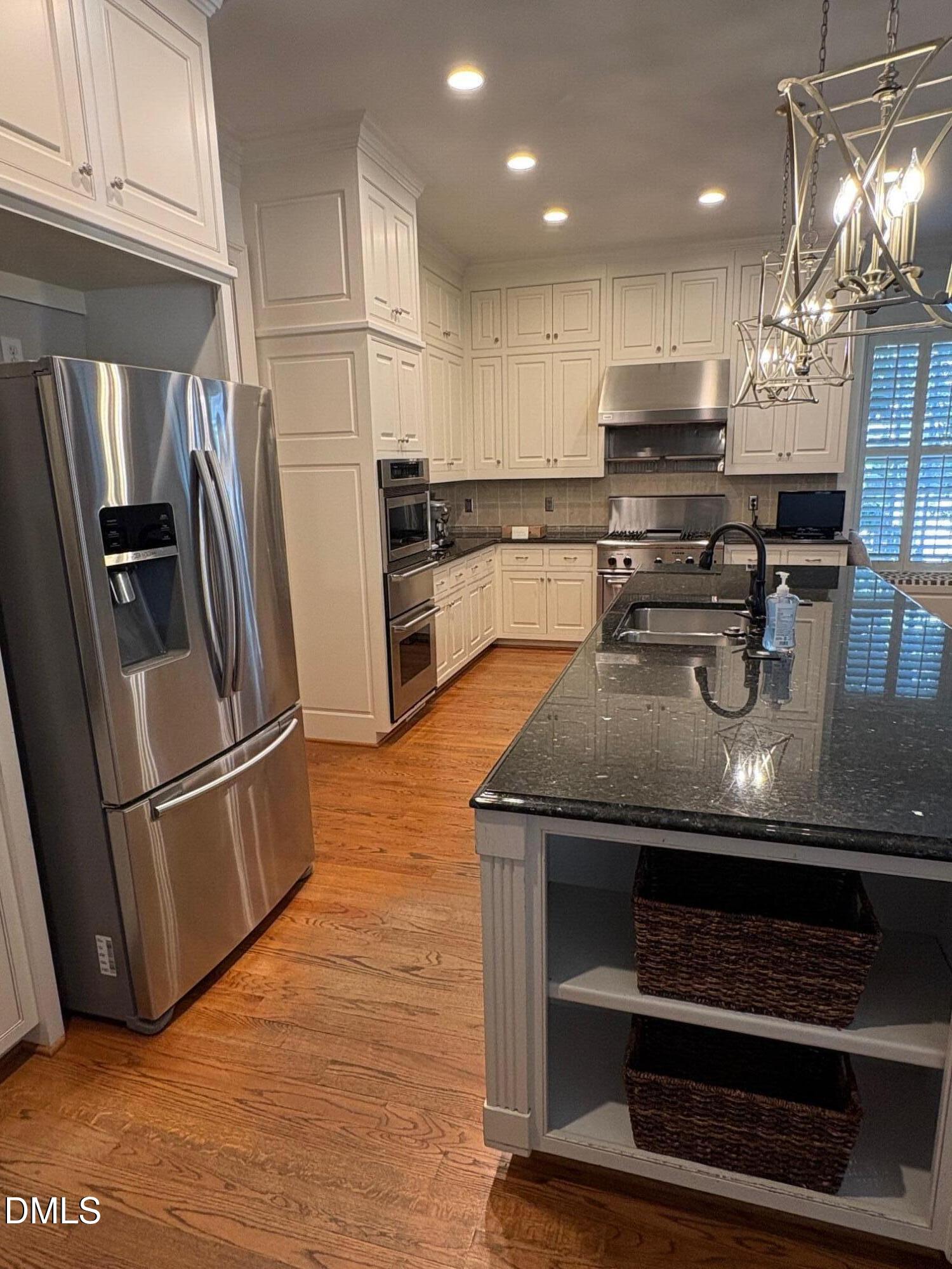 1510 Canterbury Road Raleigh, NC 27608 - Photo 6 of 16 IMG_9544