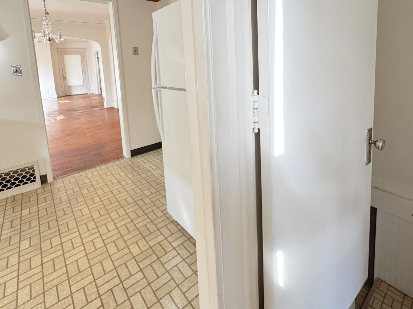 333 Elm Street Elgin, IL 60123 - Photo 20 of 25