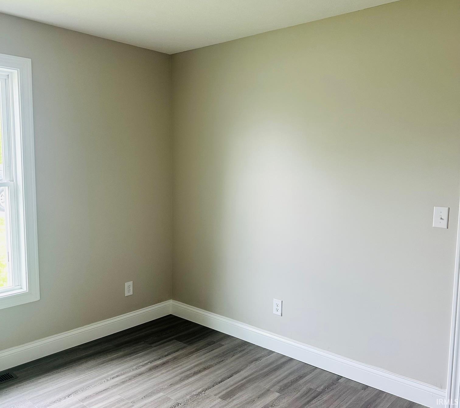 1823 5th Street Bedford, IN 47421 - Photo 12 of 16